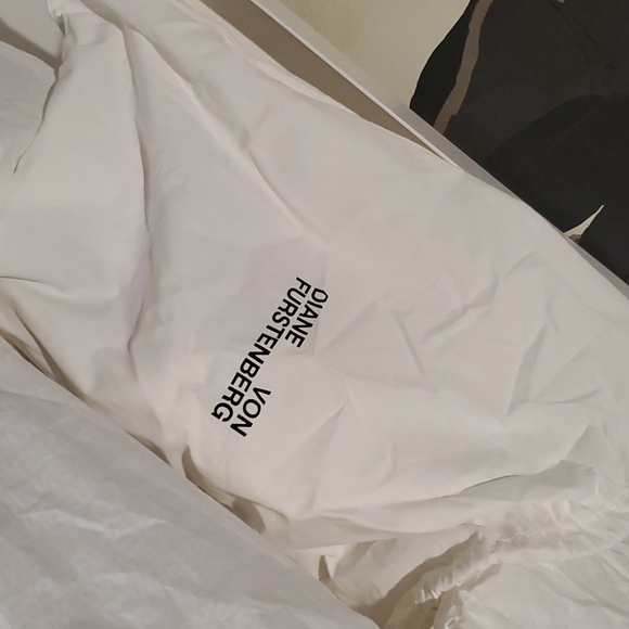 Diane Von Furstenberg sneakers - Picture 3 of 4